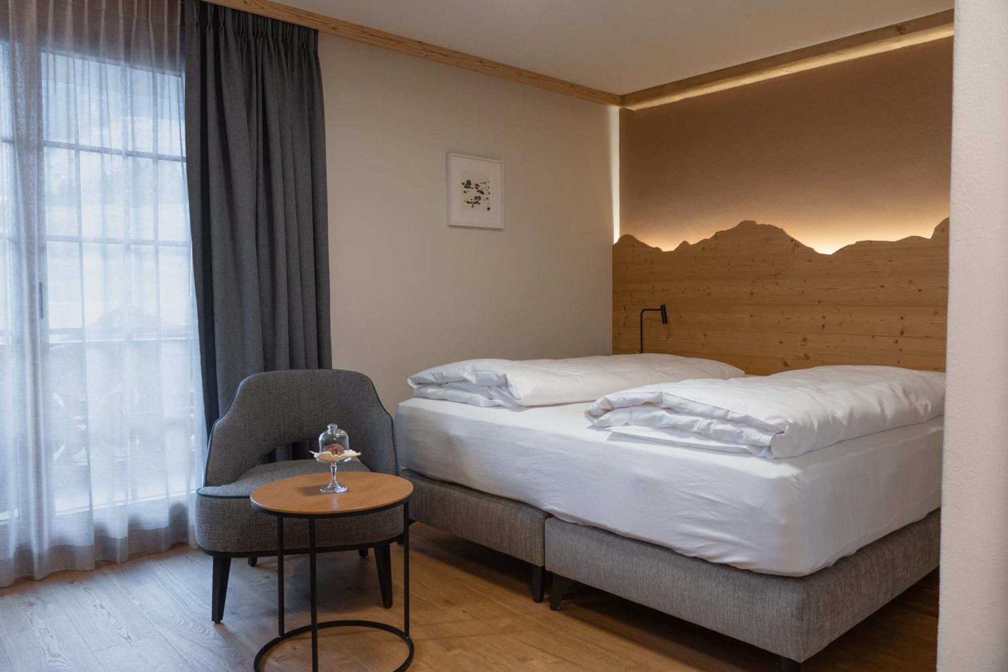 Hotel Alpenland グスタード エクステリア 写真